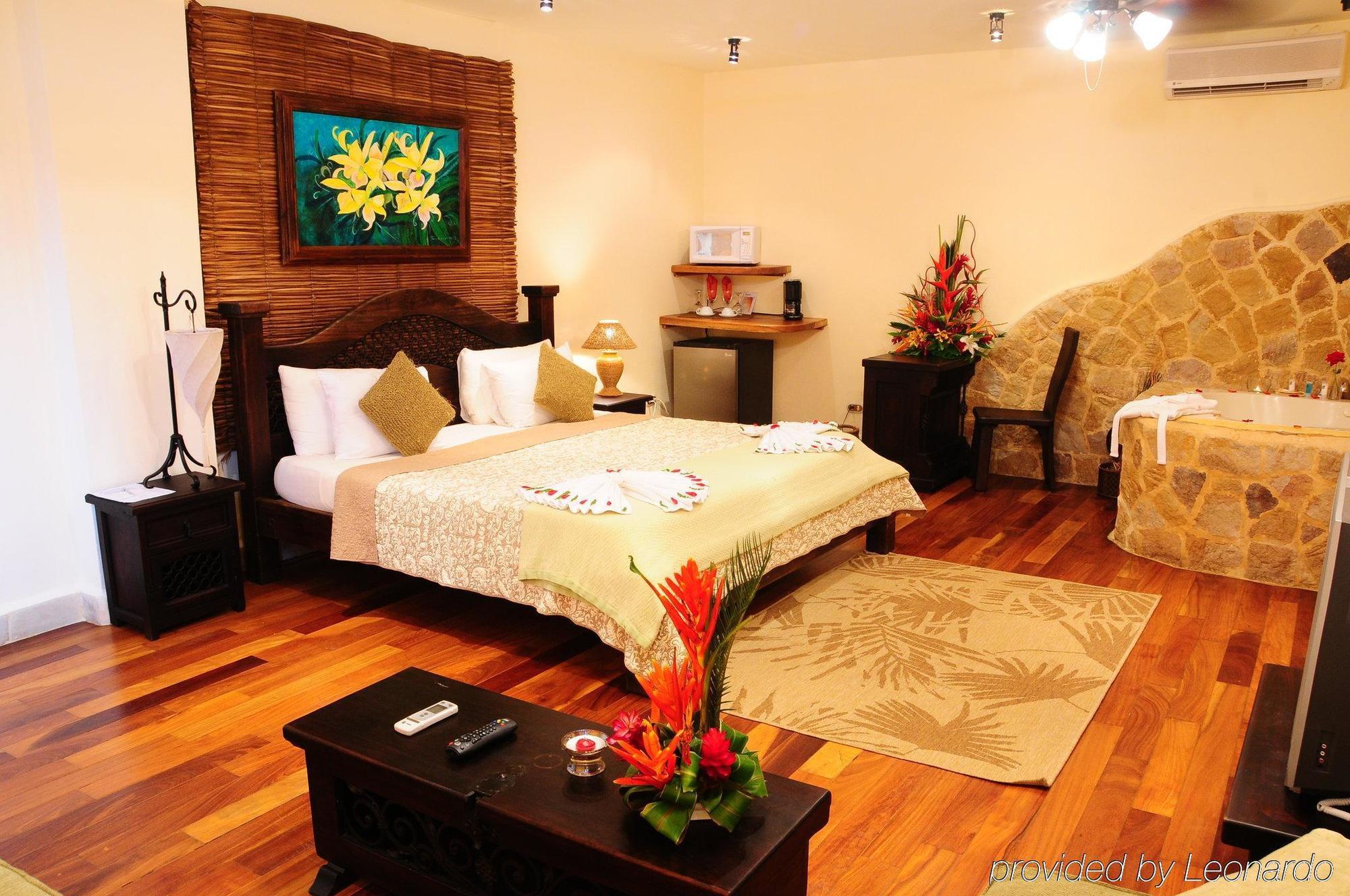 Issimo Suites Boutique Hotel & Spa - Adults Only Manuel Antonio Εξωτερικό φωτογραφία