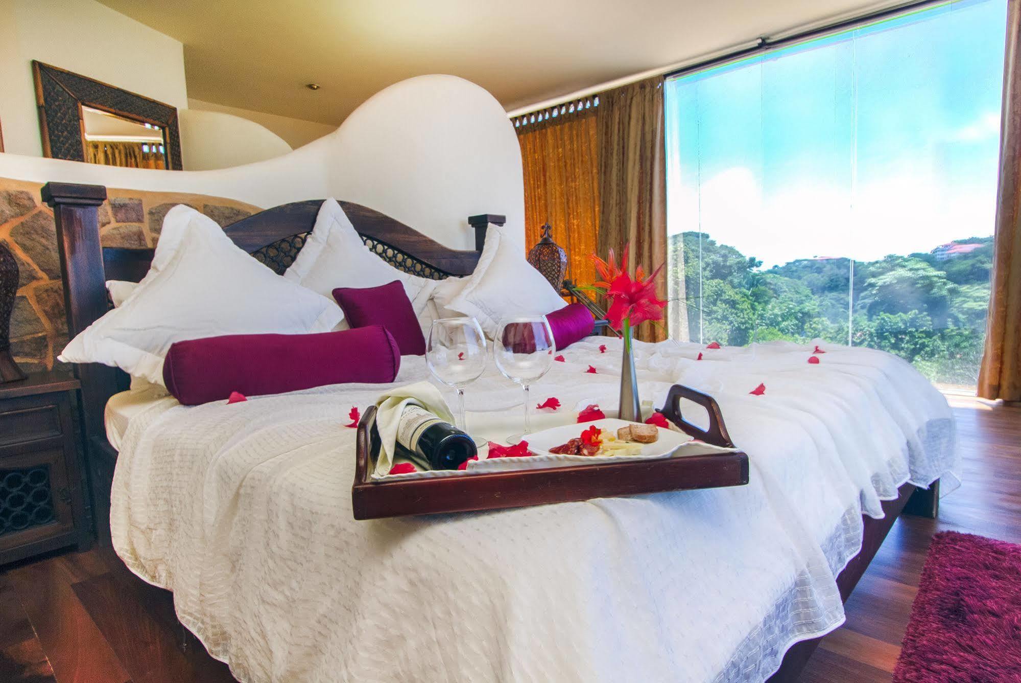 Issimo Suites Boutique Hotel & Spa - Adults Only Manuel Antonio Εξωτερικό φωτογραφία
