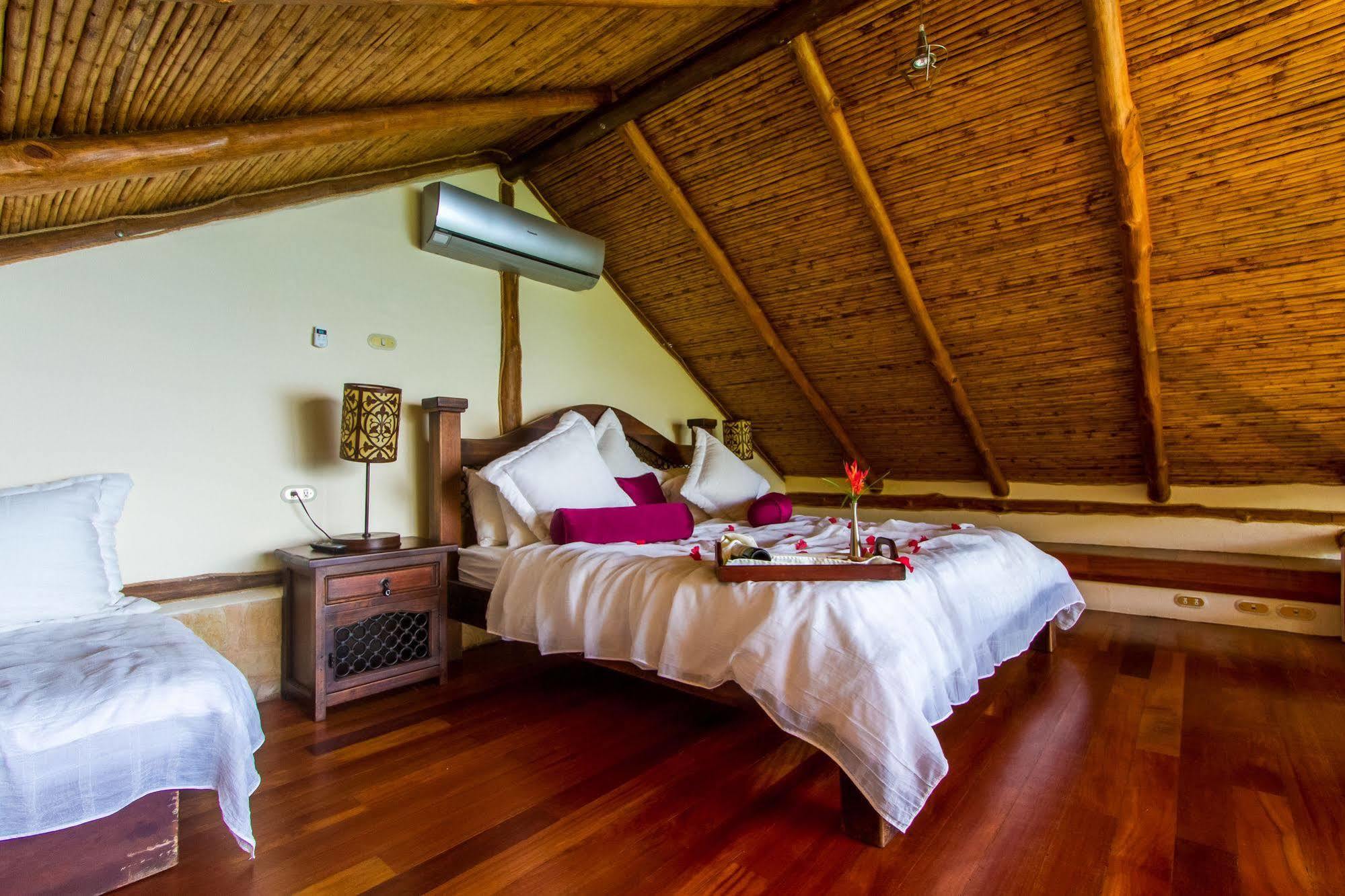 Issimo Suites Boutique Hotel & Spa - Adults Only Manuel Antonio Εξωτερικό φωτογραφία